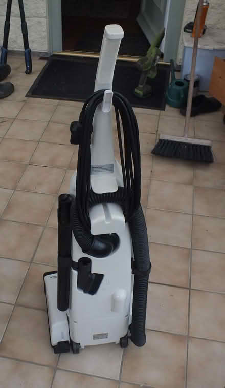 Photo of free Panasonic upright hoover (Rhewl LL13) #2