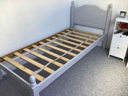 Photo of free Bed, Single With Mattress (Farlington PO6) #1