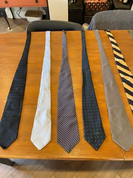 Photo of free Men’s ties (SL6 Boyn Hill) #2