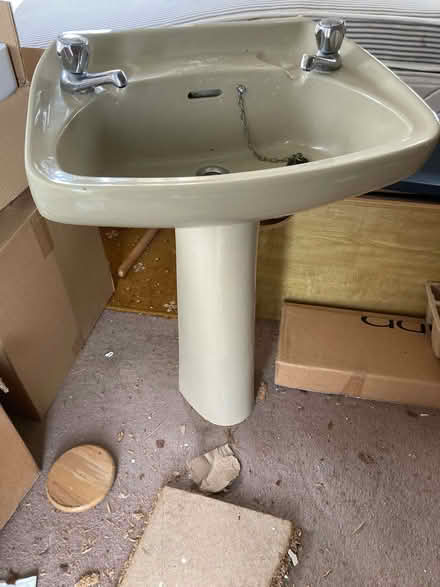 Photo of free bathroom sinks toilet (Llanbister LD1) #1