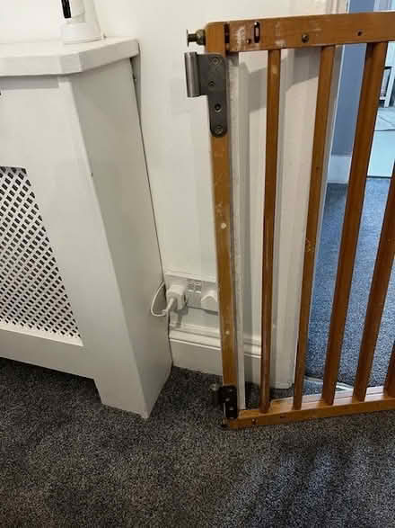 Photo of free baby gate for top or bottom of staircase (Loughton IG10) #2
