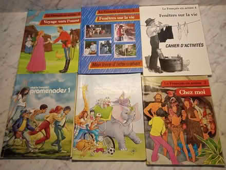 Photo of free French textbooks, Westvale, KW (Westvale, Waterloo) #1