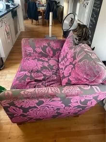 Photo of free Love seat (Marple SK6) #1