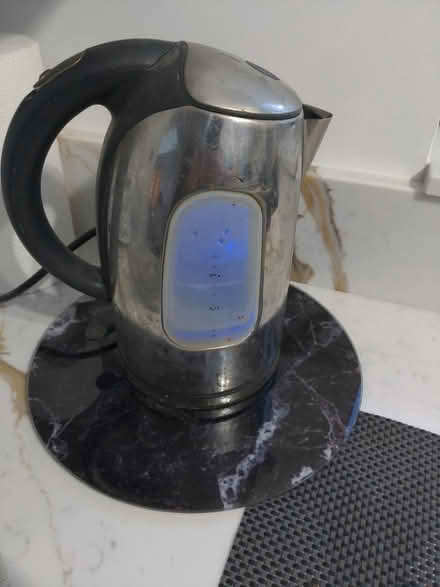 Photo of free Kettle breville which best buy 2013 (Tingley, WF3) #4