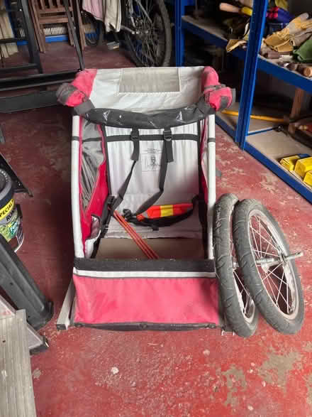Photo of free Child Bike Buggy (Northfield Crescent NG9) #2