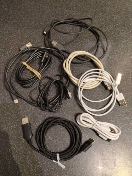 Photo of free USB A to USB C charging cables (Bruntsfield EH10) #1