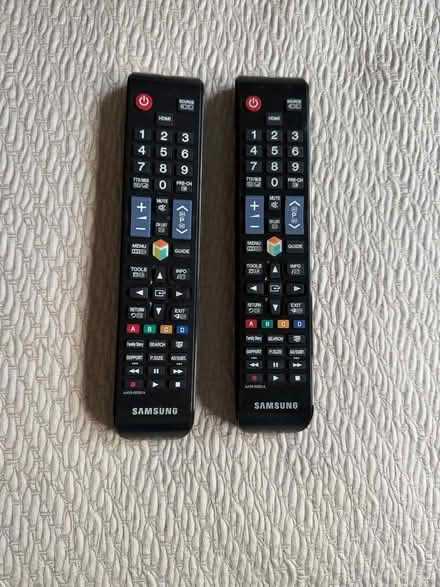Photo of free Samsung remote controls (SW11) #1