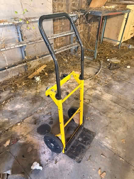 Photo of free Sack barrow (Lower Stondon SG16) #1