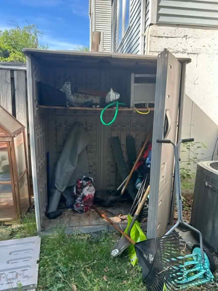 Photo of free Shed (needs fixing) (Newington Forest) #1