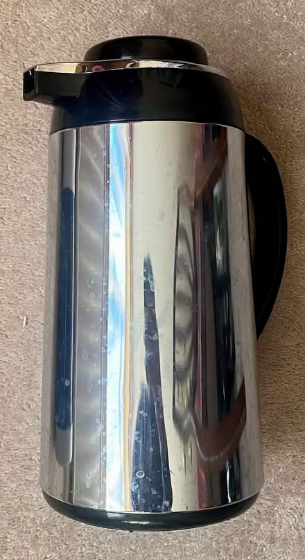 Photo of free Thermos, pouring, 28 cm tall. (Maida Vale W9) #1