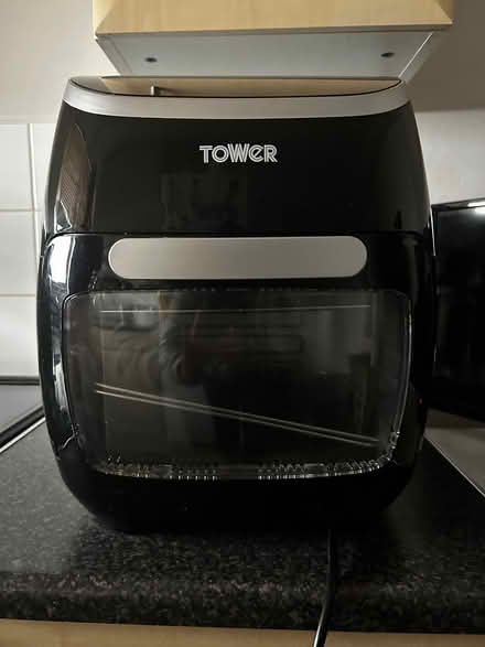 Photo of free Air fryer (Hackney E8) #2