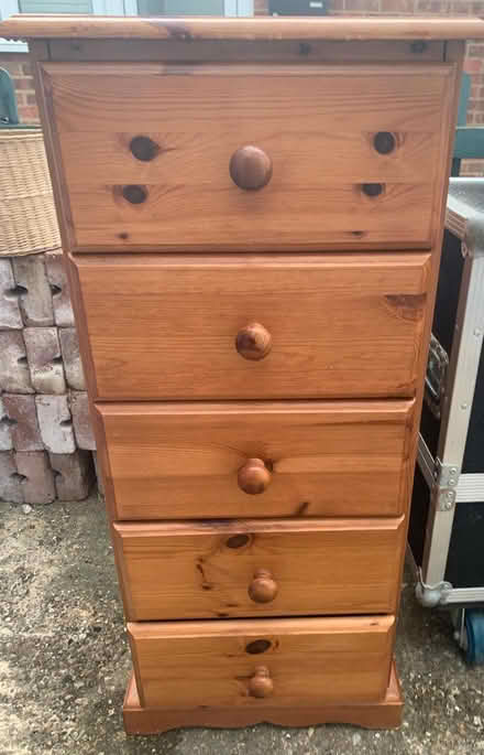 Photo of free Chest of draws (Faversham ME13) #1