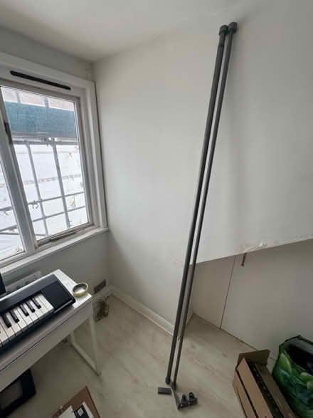 Photo of free Ikea curtain pole (Balham SW12) #1