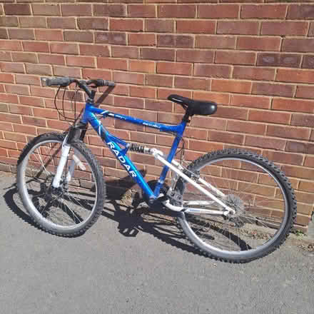 Photo of free Mens mountain bike (CB22) #1