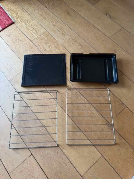 Photo of free Oven grills and plates (Cumnor OX2) #1