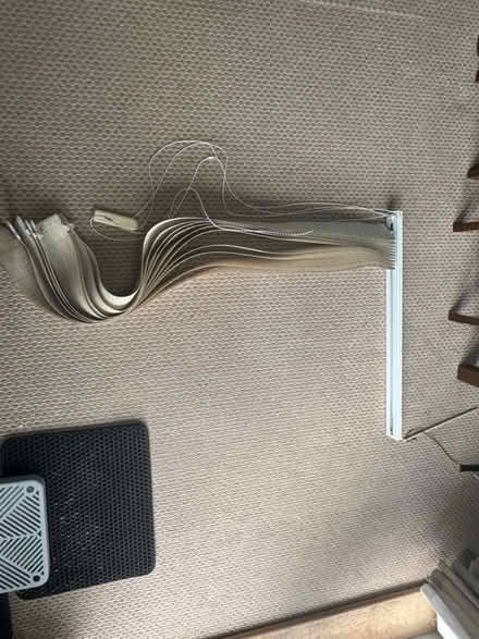 Photo of free 2x blinds (ME5) #4