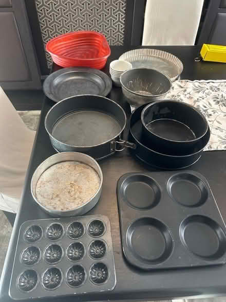 Photo of free Baking tins (Lavender Hill SW11) #2