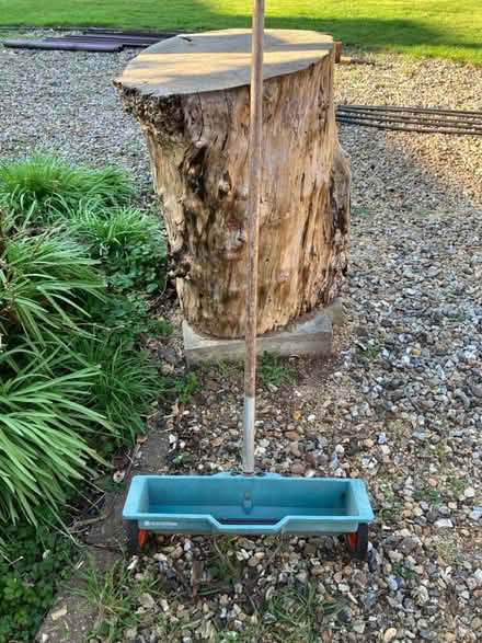 Photo of free Gardena Spreader (Thame OX9) #1