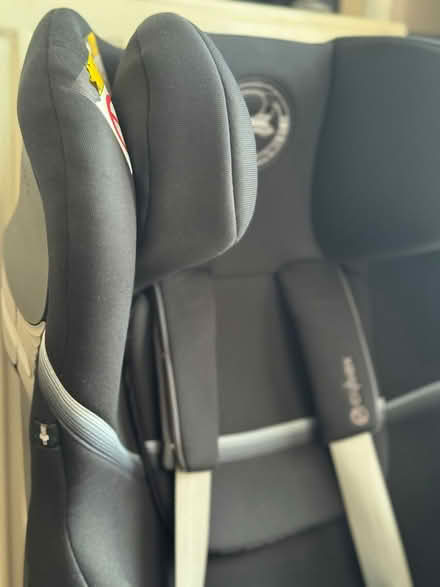 Photo of free Cybex Sirona SX2 i-Size 360 carseat (Great Barr B42) #3