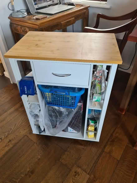 Photo of free Kitchen bar on wheels (Canary Wharf E14) #1
