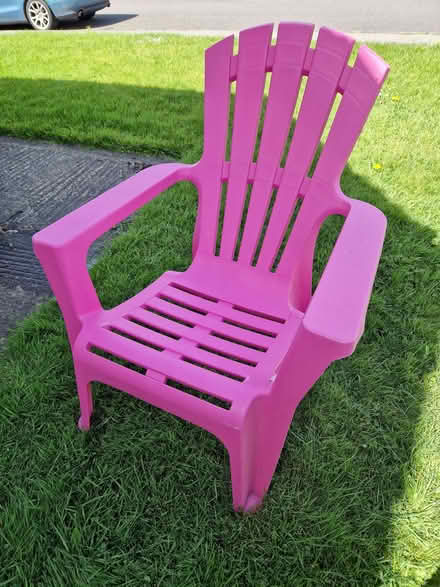 Photo of free 2 chairs (Lepton HD8) #1