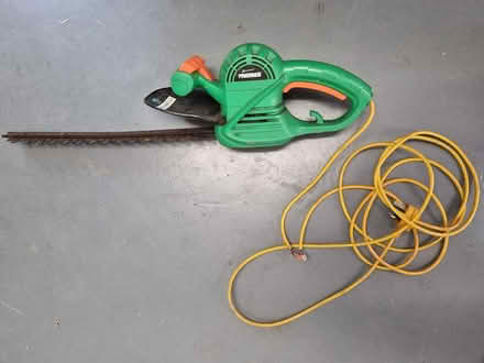 Photo of free hedge trimmer (CM2 springfield, chelmsford) #1