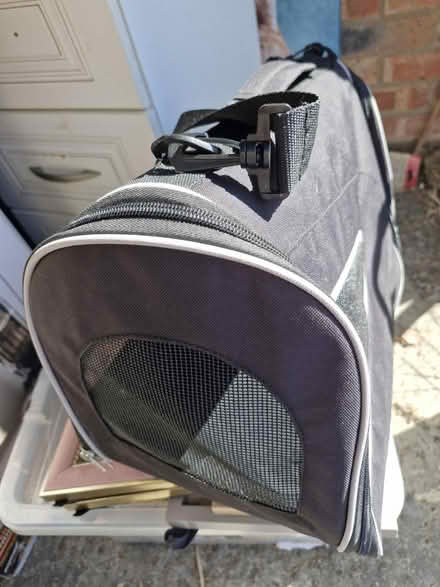 Photo of free Cat carrier (BN23) #2
