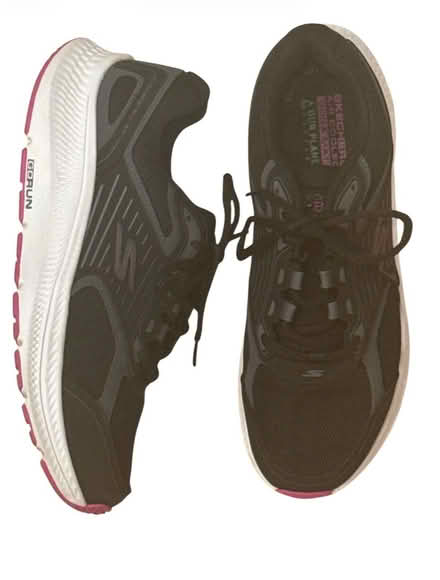 Photo of free Skechers Woman’s Sneakers #2 (Brooklyn Storage) #1