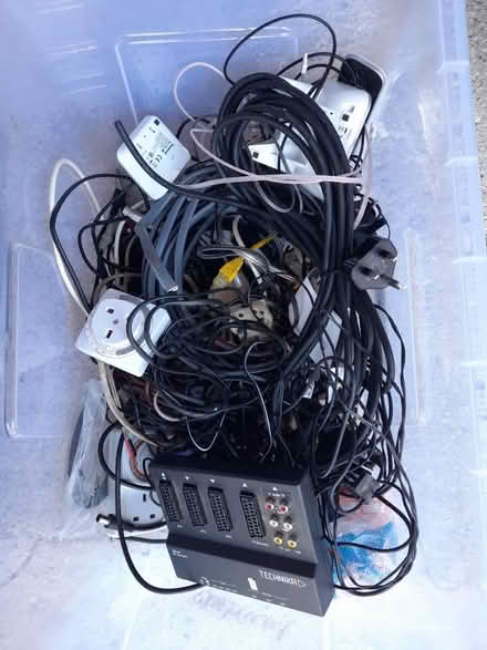 Photo of free Assorted electrical (Pagham PO21) #1