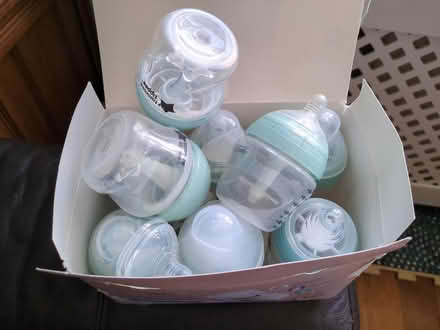 Photo of free Tommy Tippee bottles 0-6m (Manor Estate, Hemel. HP3) #1