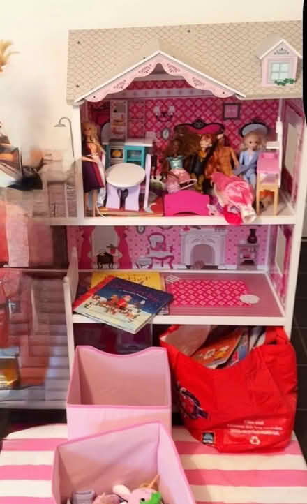 Photo of free Doll house (Sheffield, S6.) #2