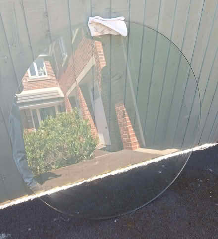 Photo of free Solid (Toughened) Glass Table top (High Compley FY3) #1