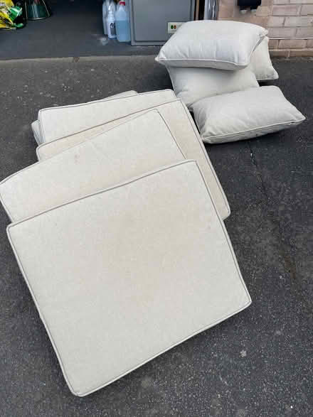 Photo of free Cushions (DE56 - Duffield) #1