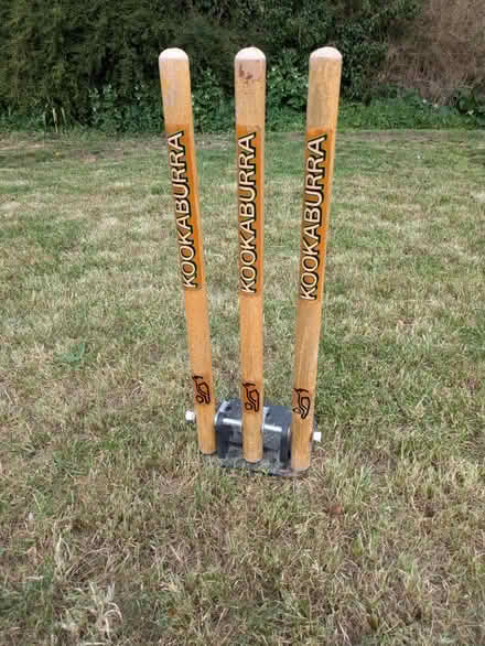 Photo of free Kookaburra spring return stumps (Botley, OX2) #1