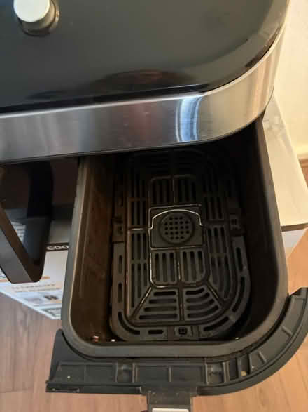 Photo of free Instant vortex plus dual air fryer (Chelmsley wood B37) #3