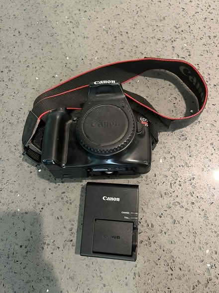 Photo of free Canon EOS Rebel T3 (Studio City) #1