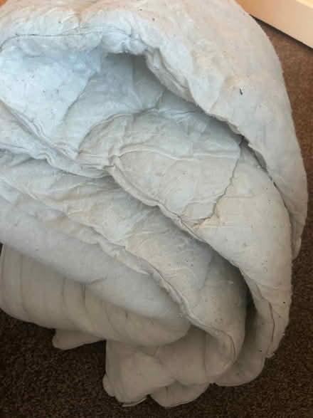 Photo of free 15 tog double duvet (Hampton Hill TW11) #1