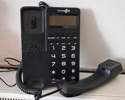 Photo of free corded large buttons landline phone (Bellevue EH7) #1