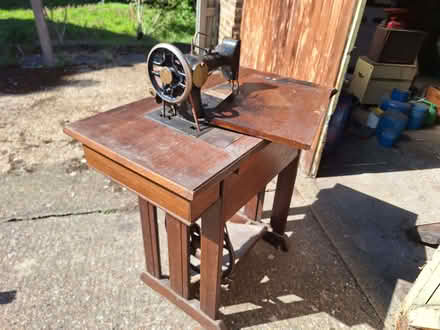 Photo of free Treadle sewing machine. Not working (Swanley BR8) #2