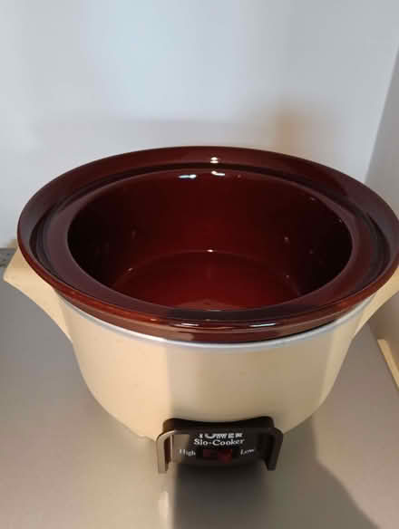 Photo of free Slow Cooker (Napsbury AL2) #2