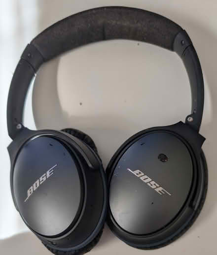 Photo of free Bose Headphones (Lavender St & Parramatta Rd) #1