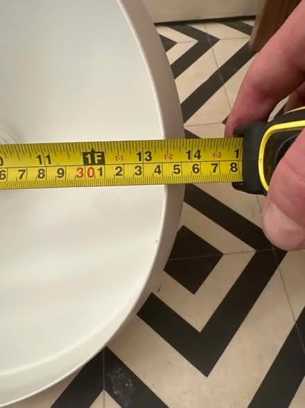 Photo of free cream pendant light (Putney SW15) #4