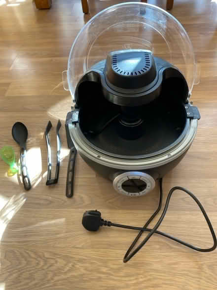 Photo of free Low fat air fryer pr8 2hx (Southport PR8) #1