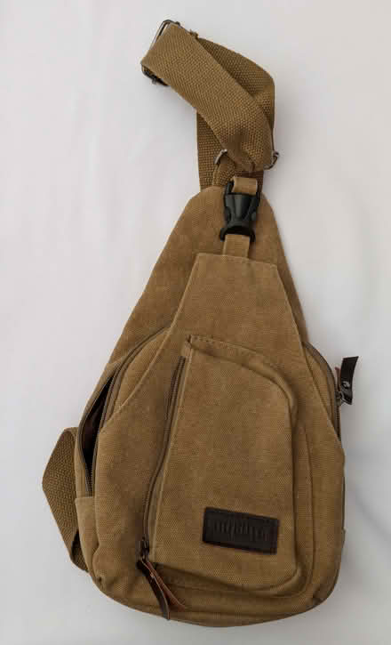 Photo of free Man-bag, chest worn, fabric (Toton NG9) #1