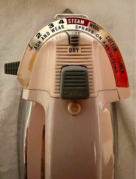 Photo of free 1960s Sunbeam Ironmaster Steam Iron (West San Jose 95128) #2
