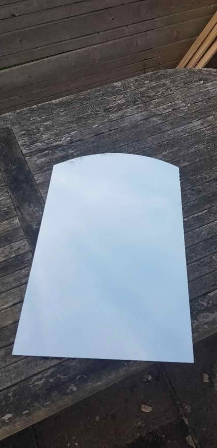 Photo of free Small mirror with curved top (Sharpstone BA2) #1