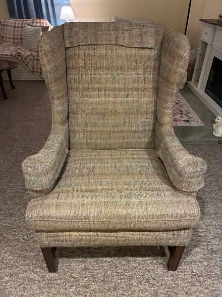 Photo of free chair (Saugerties) #1