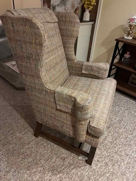 Photo of free chair (Saugerties) #2