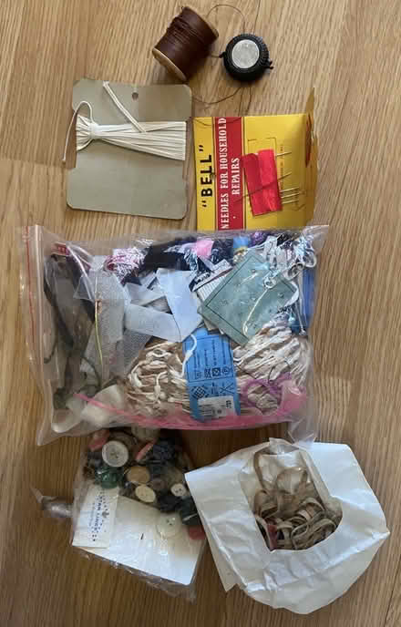 Photo of free Bits for Art & Crafts (SW16) #2