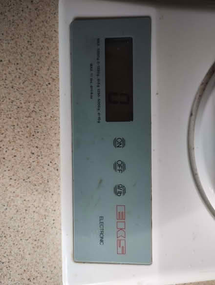 Photo of free Digital Scales (Chesterfield S40) #3